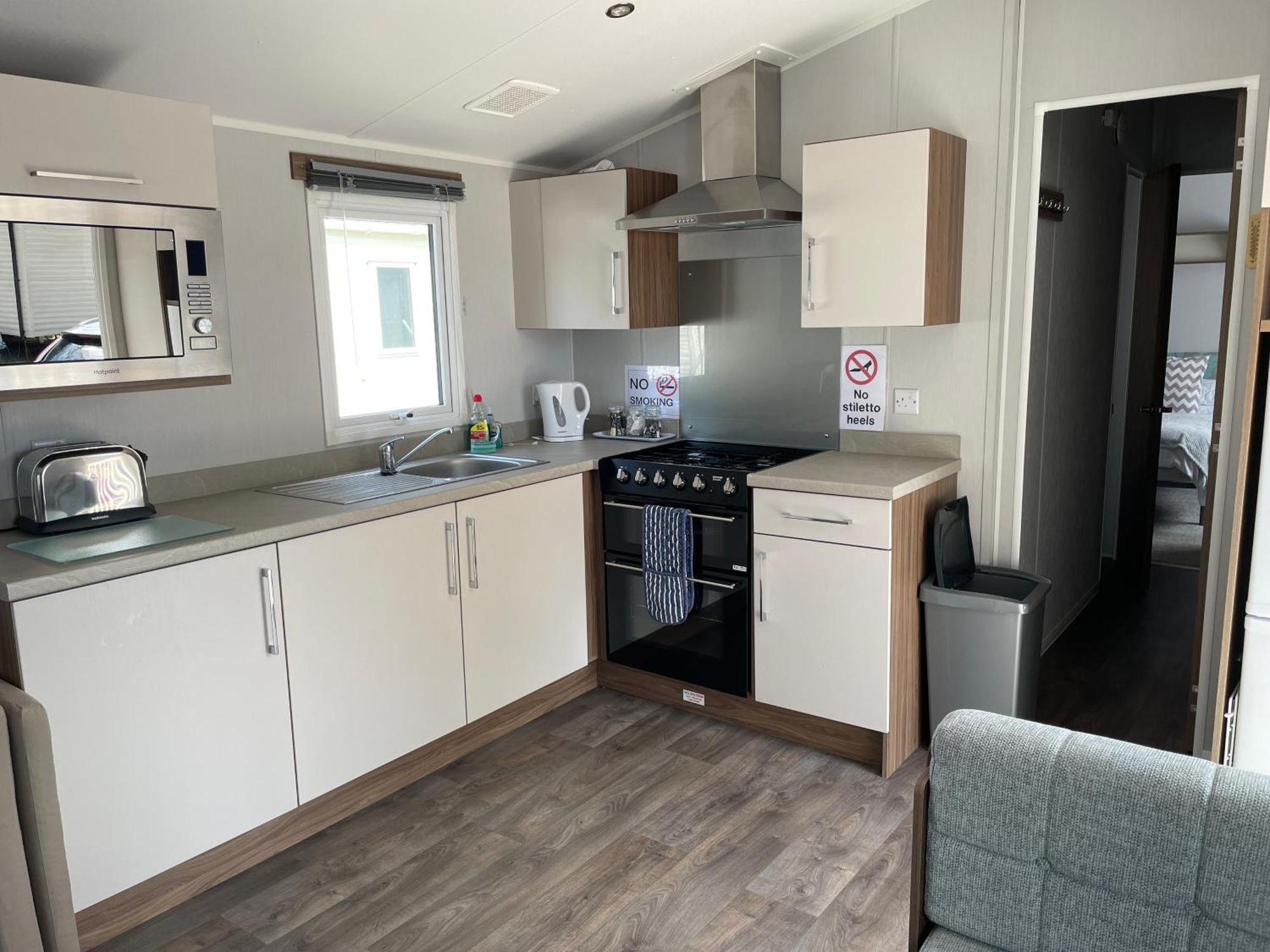 Rockley Park Private Holiday Homes Poole Eksteriør bilde