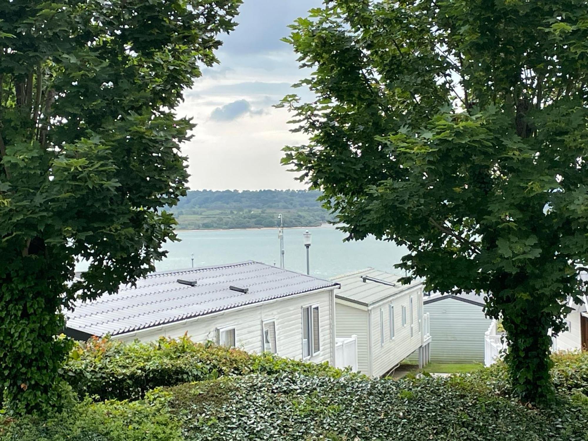 Rockley Park Private Holiday Homes Poole Eksteriør bilde