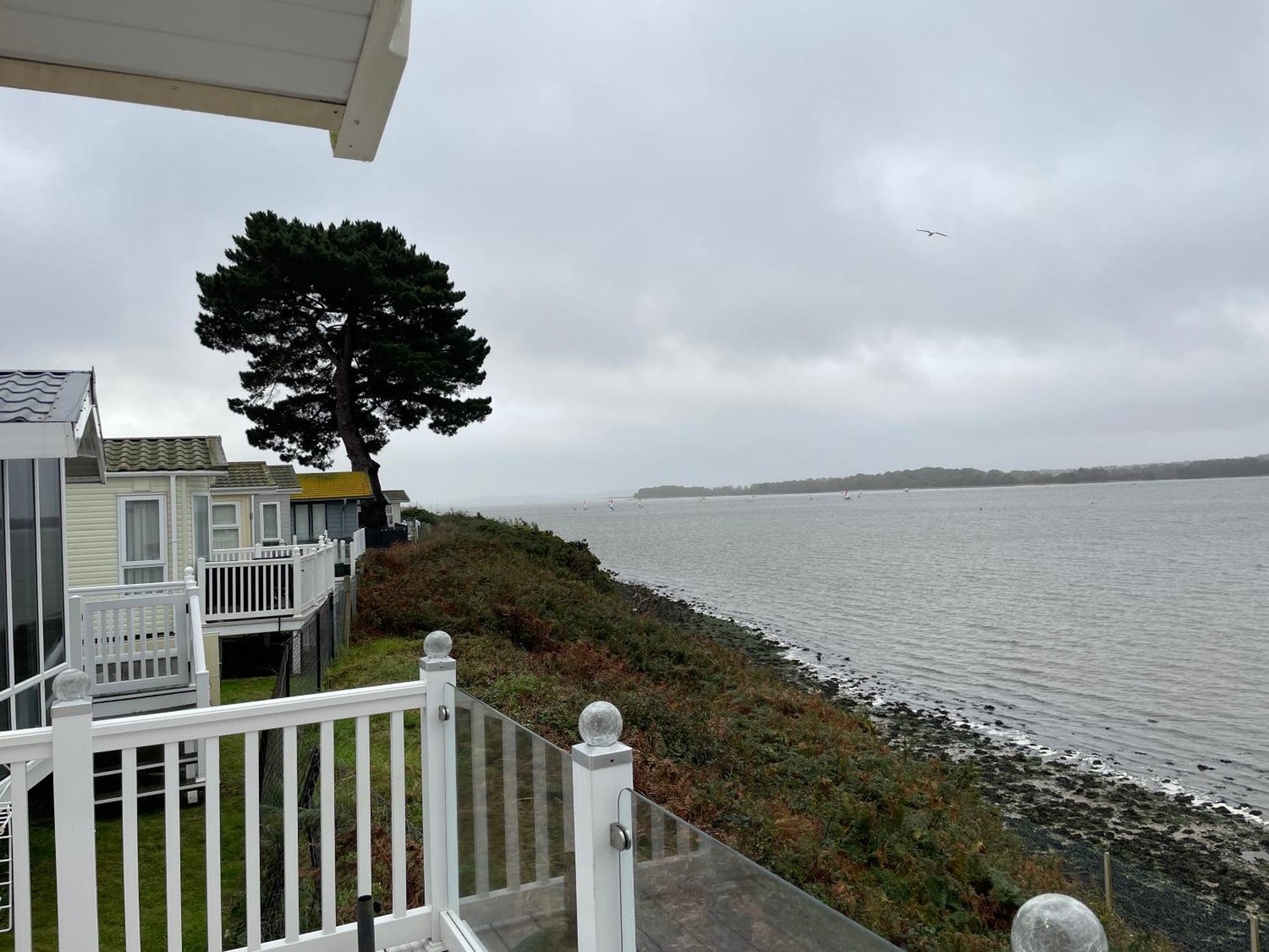 Rockley Park Private Holiday Homes Poole Eksteriør bilde