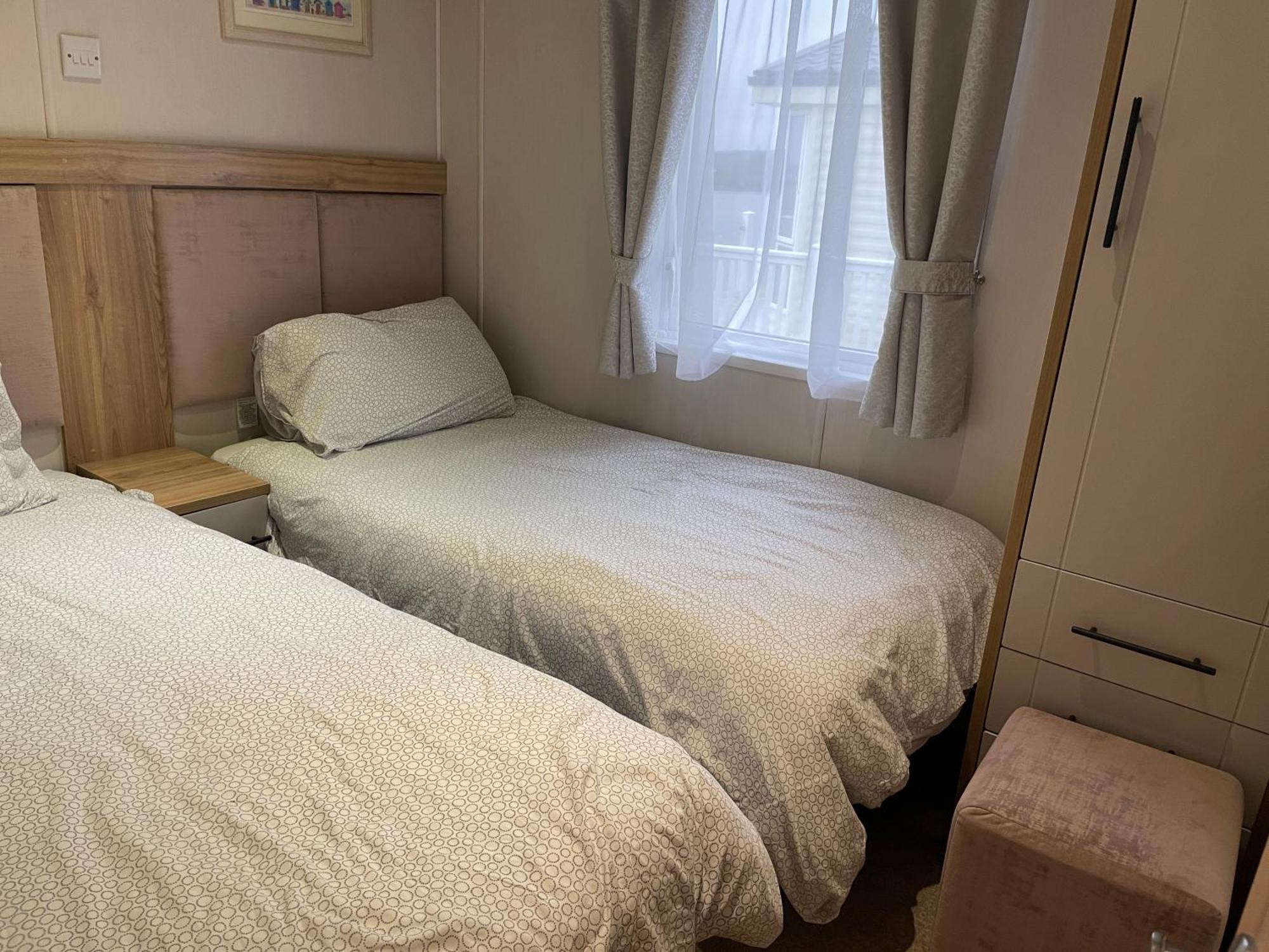 Rockley Park Private Holiday Homes Poole Eksteriør bilde