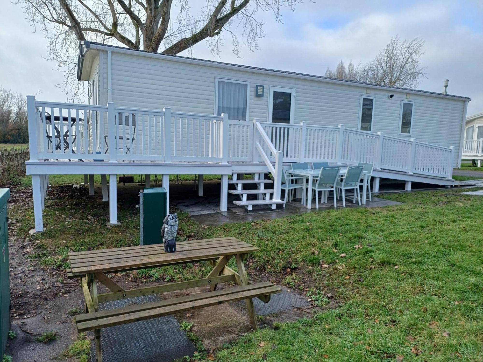 Rockley Park Private Holiday Homes Poole Eksteriør bilde